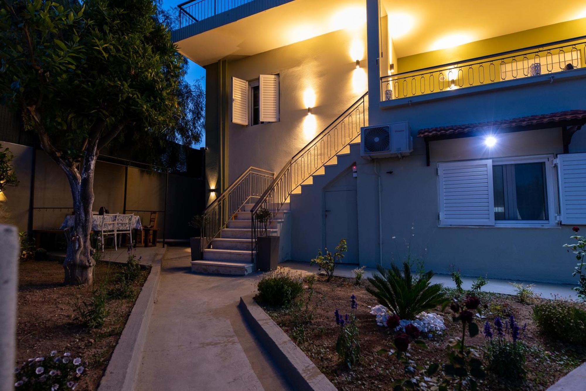 Demi'S Apartments Near Athen'S Airport Artemida  Buitenkant foto